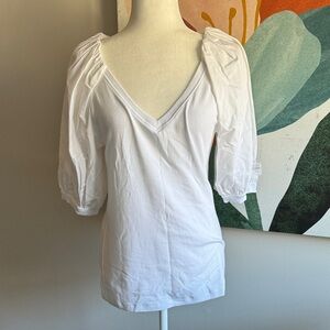 🤍 a Loves a Puff Sleeve Blouse 🤍